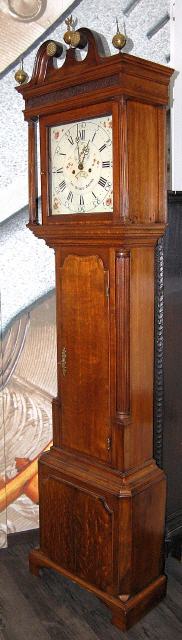 Englische Bodenstanduhr